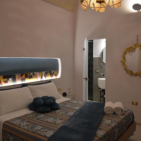 Lovely & Chic Rooms Nei Sassi Matera Extérieur photo