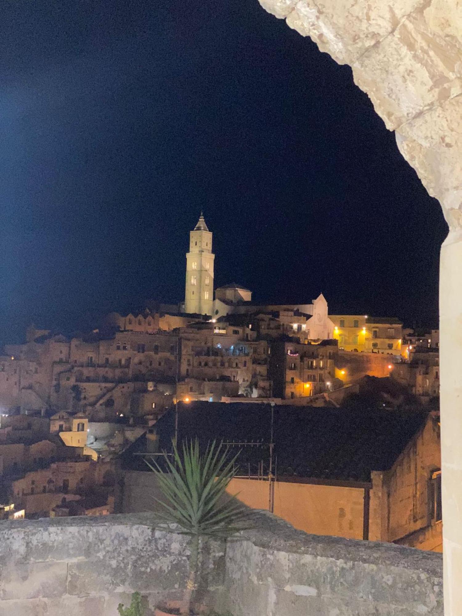 Lovely & Chic Rooms Nei Sassi Matera Extérieur photo